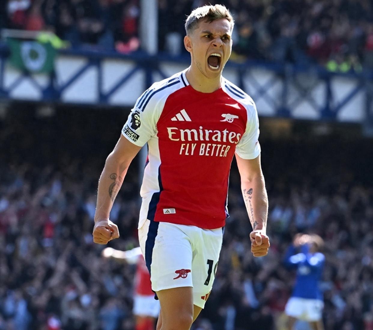 德甲战报：布兰特破门，施洛特贝克建功，多特2-0霍芬海姆