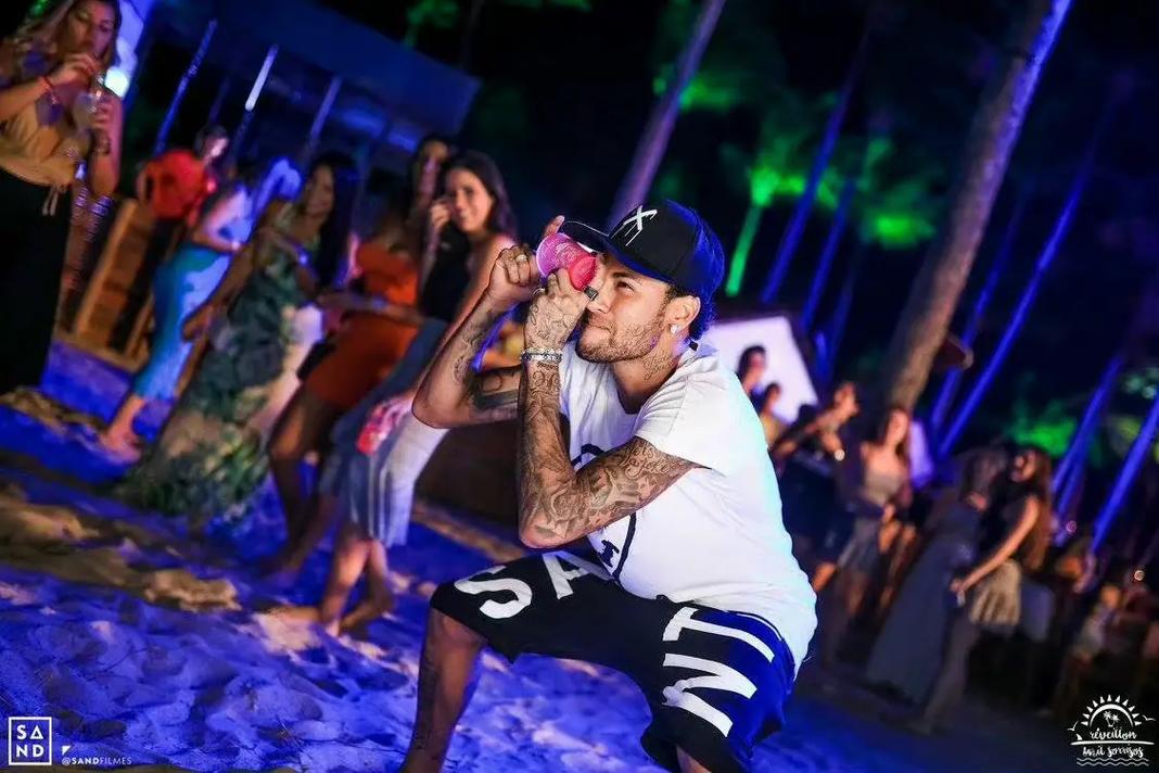 超越卡西，贝林厄姆以22岁128天刷新欧冠50场最年轻纪录（贝林厄姆22岁128天达成欧冠50场，超卡西成史上最年轻）