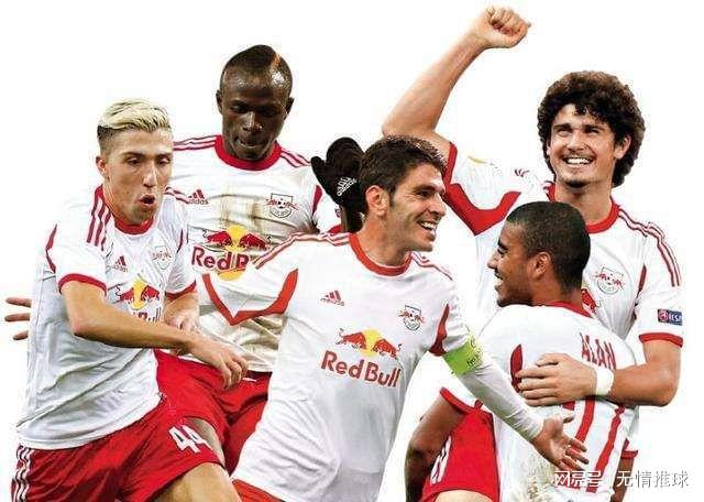 破防了！张本智和比手势，现场球迷给港队加油，日本队压力大