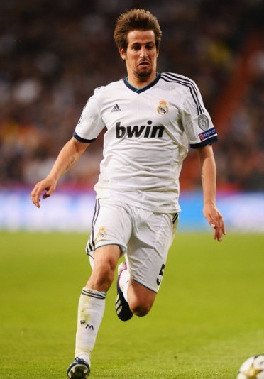 巴萨梅西进球助球队领先塞维利亚