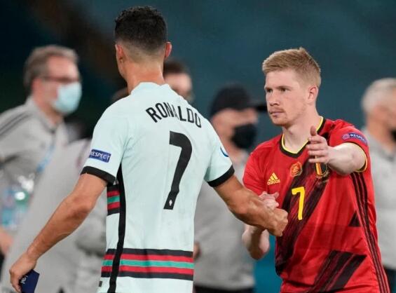 仅相隔3年，菲利佩以球员和主帅身份代表弗拉门戈两夺解放者杯