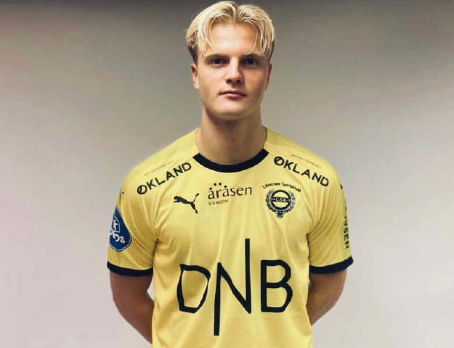 半场战报：巴西2-0塞内加尔，埃斯特旺、卡塞米罗建功